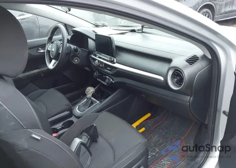 2019 Kia Forte Lxs z USA, uszkodzony, nr VIN 3KPF24AD0KE107170